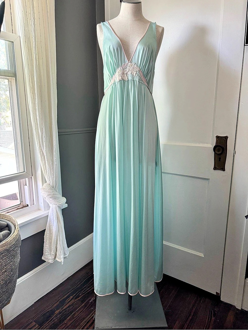Vintage Lorraine Embroidered Nightgown